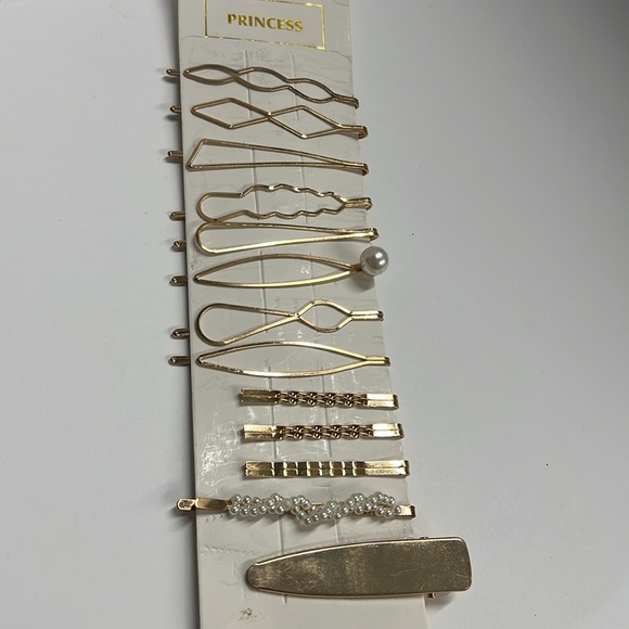16 Piece Goldtone Barrette Set - Picture 1 of 4